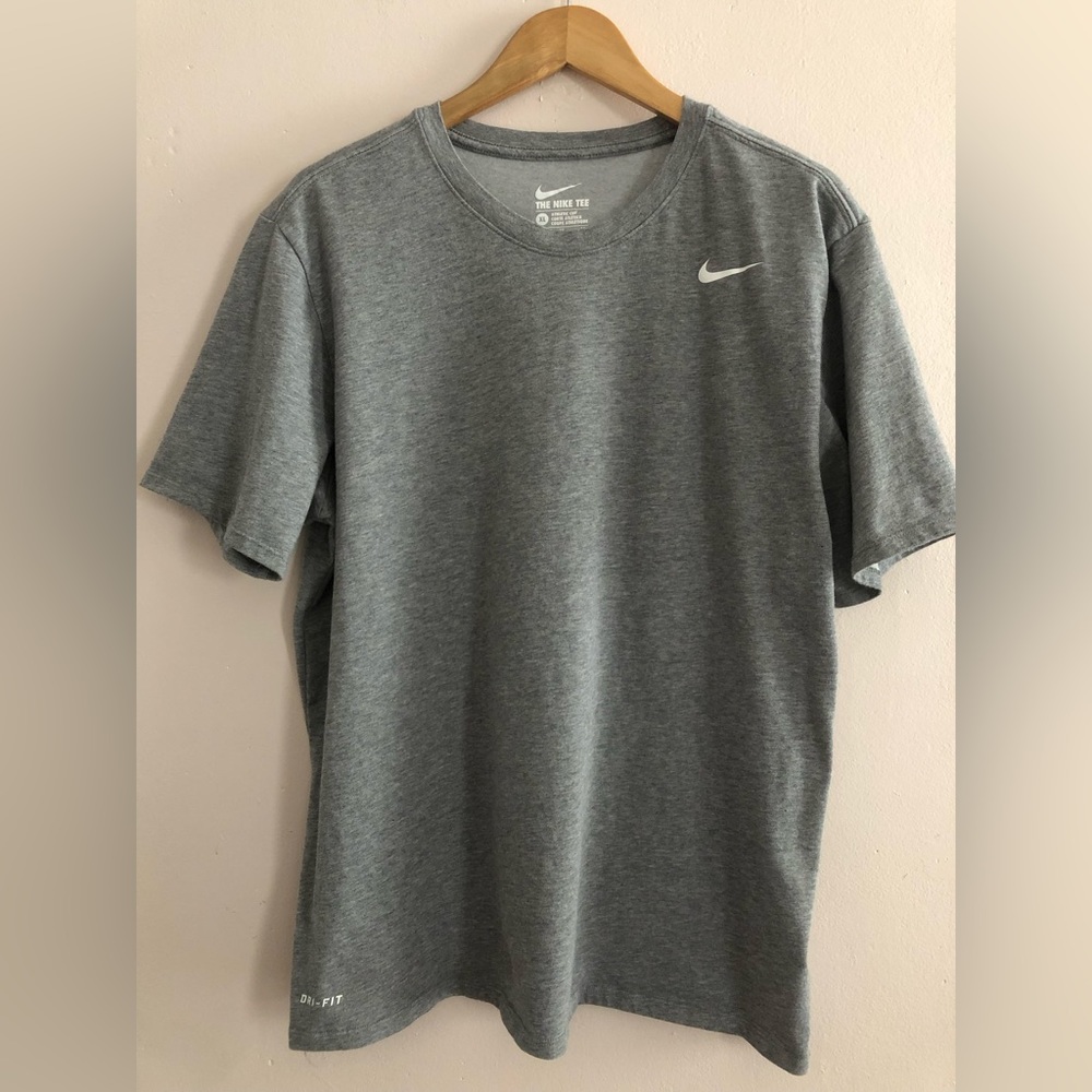 Men’s NIKE T-Shirt Dri Fit